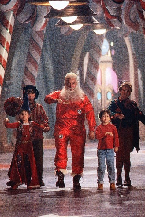 Why The Santa Clause Perfectly Depicts Your Childhood Image of the North Pole Santa Claus Movie, The Santa Clause 2, The Santa Clause, Childhood Christmas, Childhood Images, Pictures Friends, Xmas Movies, Best Christmas Movies, Family Christmas Pictures