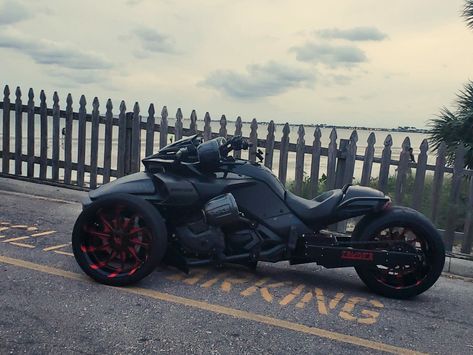 Custom Can Am Spyder, Spider Motorcycle Can Am Spyder, Can Am Ryker Wrap, Can Am Spyder Accessories, Canam Spyder, Can Am Ryker, Three Wheel Motorcycles, Custom Motorcycles Harley, Stylish Bike