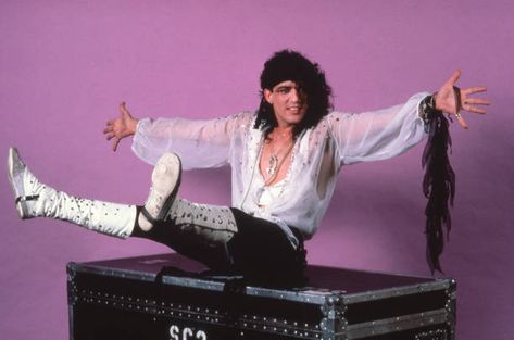 Stephen Pearcy, Rocker Boy, Music Jokes, Figure Drawing Reference, Editorial News, Rock N Roll, Rock Bands, Heavy Metal, Rocker