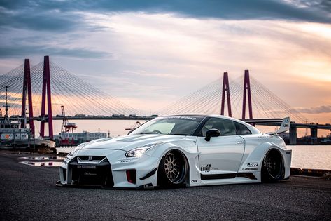 Liberty Walk Cars, Japanese Car Culture, Gtr 35, R35 Gtr, Sports Car Wallpaper, Nissan Gtr R35, Gtr R35, Dream Car Garage, Liberty Walk