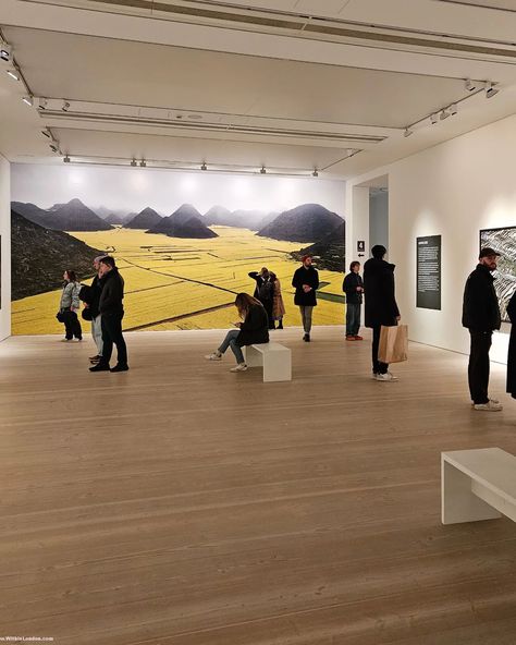 🖼️ Last chance to visit BURTYNSKY: Extraction / Abstraction 📍 Saatchi Gallery The largest exhibition of works by world-renowned photographer Edward Burtynsky. Featuring large-scale photographs, murals, film installation and augmented reality. ▶️ Follow @withinlondon ❤ Like | 👤 Tag friends | 💬 Comment 📸 Ina/WithinLondon 🌍 Visit 👉 www.withinlondon.com 👈 #beautiful #londonexplorer #londonbest #londonguru #londonvisitof #ilovelondon #londonbylondoners #mylondon #london #londonvisitof #timeoutl... Edward Burtynsky, Film Installation, Christmas In London, Saatchi Gallery, Tag Friends, London Christmas, Augmented Reality, Last Chance, Museum Art