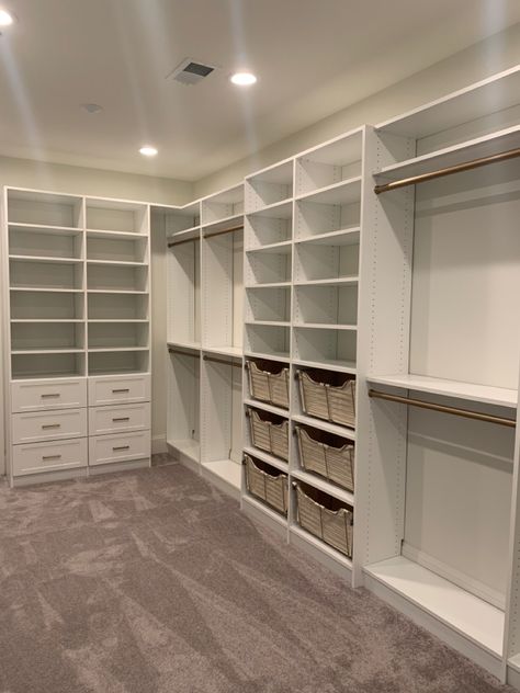 Huge Walkin Closet Ideas, Extra Large Walk In Closet, Walk In Closet With Built Ins, Show Shelves In Closet, 10x5 Closet Layout, Mast Closet Ideas, Large Master Closet Design, Custom Home Must Haves Master Bedrooms, Preston Closet Container Store