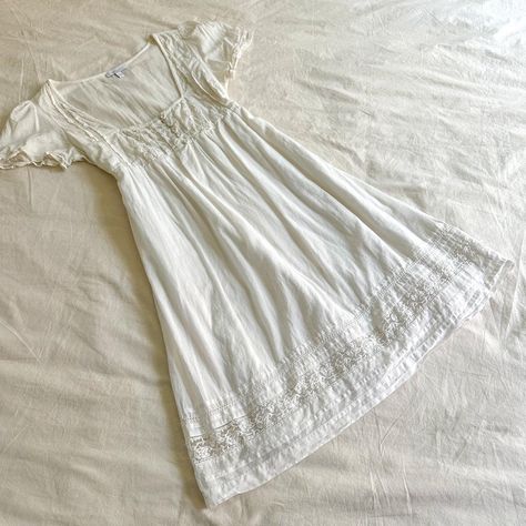 Vintage white babydoll dress with scoop milkmaid... - Depop Chucky Cheese, Babydoll Dress Vintage, Vintage Babydoll Dress, Dress Png, White Babydoll Dress, Milkmaid Dress, White Babydoll, White Boho Dress, Style Goals