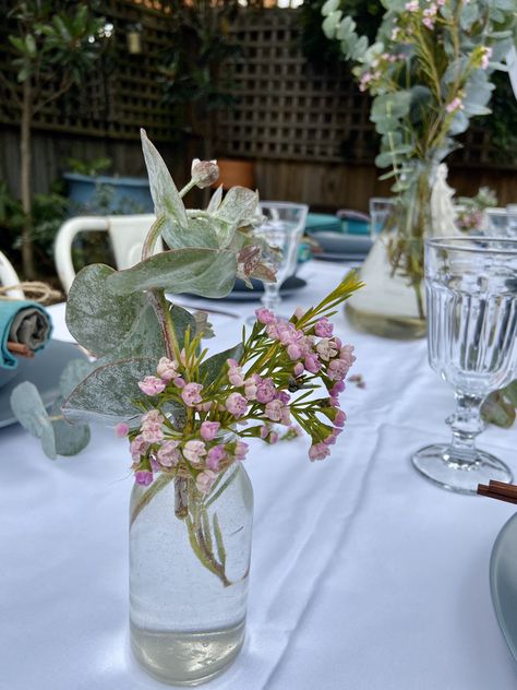 Gum Leaves, Christmas Table Setting, Aussie Christmas, Christmas Table Settings, Christmas Table Decorations, Christmas Table, Table Setting, Gum, Table Settings