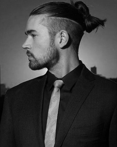 100+ Best Halloween Costume Ideas For Men in 2021 – Easy & Fun Ponytail For Men, Man Bun Haircut, Trendy Bun, Man Buns, Man Bun Hairstyles, Undercut Long Hair, Top Knot Bun, Asian Men Hairstyle, Top Knot Hairstyles