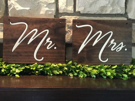 Inlaid wooden Mr. And Mrs. Wedding signs. Southern Accent, Expensive Art, Southern Accents, Wooden Signs Diy, Custom Wooden Signs, Mr And Mrs Wedding, Mr And Mrs, Wooden Diy, Wood Design