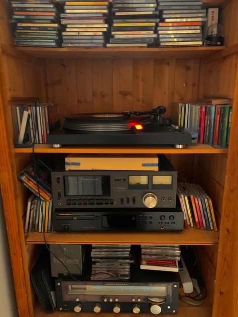 Music Shelf, Cds Aesthetic, Music Architecture, Life Is Strange True Colors, Architecture Life, 90s Music, Dream Room Inspiration, Dream Apartment, House Room