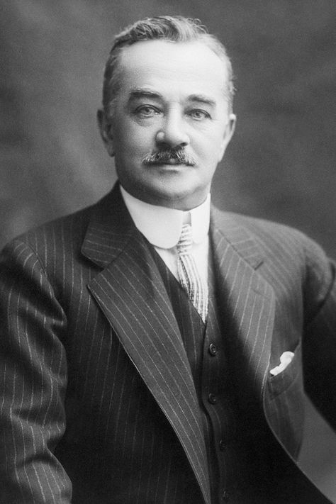 Milton S. Hershey was supposed to be a passenger.goodhousemag Famous Mustaches, Milton Hershey, Princess Leia Hair, Titanic Facts, Titanic History, Beverly Hills Cop, John Denver, Mind Blowing Facts, The Titanic