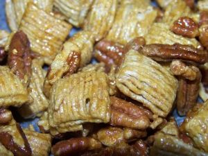 Oat Squares Recipe, Oat Squares, Pecan Crunch, Oats Snacks, Oatmeal Squares, Christmas Crunch, Snack Mixes, Granola Recipe Bars, Square Recipes