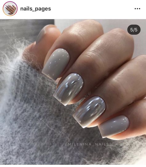 Gray & Silver Chrome Nail With Chrome, Chrome Accent Nail, Grey Nail, Summer Gel Nails, Accent Nail, Chrome Powder, Gray Nails, Silver Chrome, Nails 2024