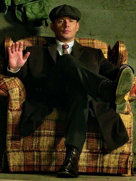 Jensen as Michael.... Supernatural Villains, Michael Supernatural, Michael Dean, Men Attire, Supernatural Tumblr, Eric Kripke, Supernatural Dean Winchester, Tv Supernatural, Supernatural Dean