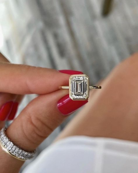 Yellow Gold Anniversary Rings, Ring Cuts, Gold Anniversary Rings, Moissanite Solitaire Ring, Emerald Cut Engagement, Emerald Cut Moissanite, Promise Ring Gift, Emerald Cut Rings, Gold Anniversary