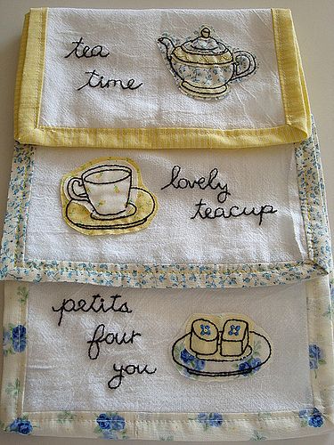 Mini Patchwork, Yellow Cottage, Vintage Tea Towels, Linens And Lace, Tea Towel Set, 자수 디자인, How To Make Tea, Vintage Embroidery, Mug Rugs