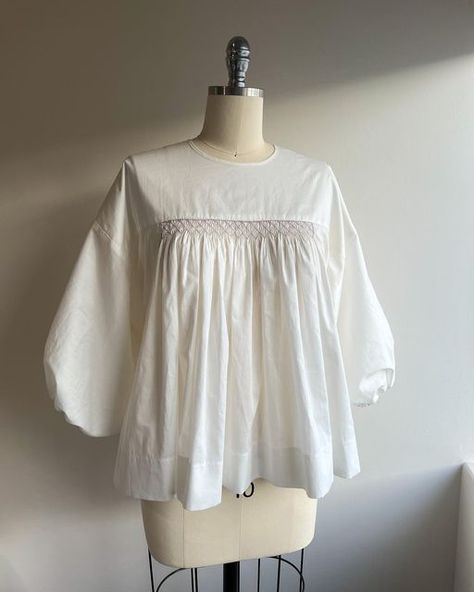 Edwardian Shirt, Smocking Fashion, Smocking Dress, Smocked Blouse, Smock Blouse, Style Goals, Smock Top, Peasant Style, Linen Blouse