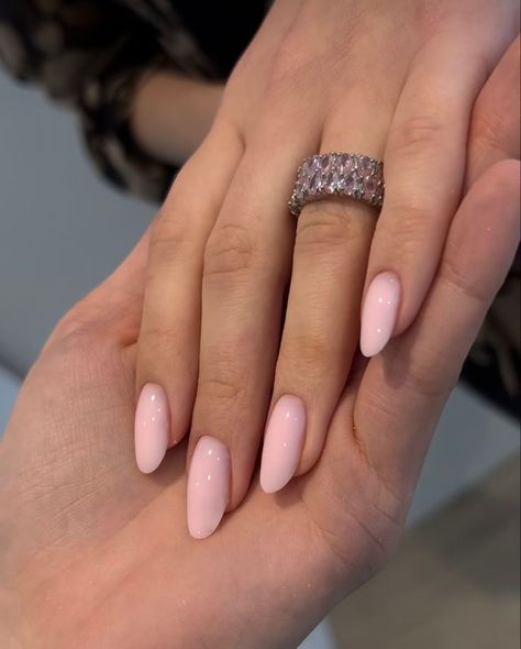 Spring Nails Pink, Bridal Nail, Plain Nails, Subtle Nails, Casual Nails, Spring Ideas, Oval Nails, Neutral Nails, Dream Nails