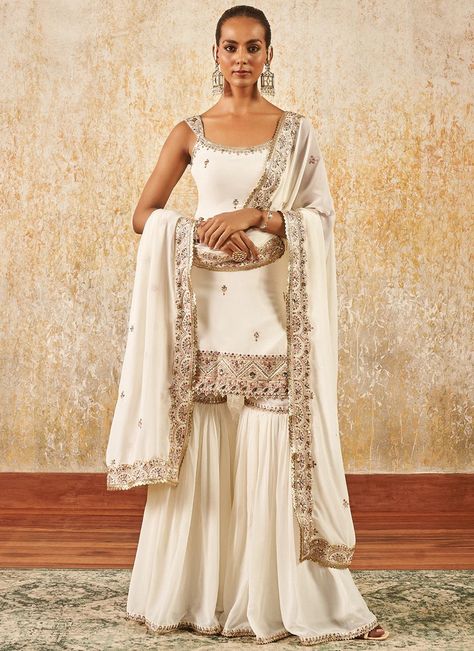 White Garara Dress, Pretty Suits, Gold Indian Wedding, Garara Dress, Indian Wedding Guest Dress, Indian Wedding Guest, Gharara Suits, Reception Outfits, Desi Wedding Dresses