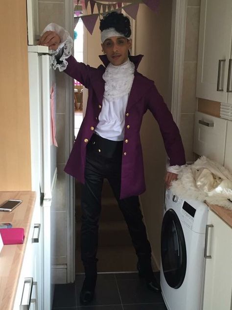 Prince! Rocking this homemade purple rain inspired costume for the bestie's hen do. RIP #prince. Prince Costume Women, Prince Halloween Costume Purple Rain, Prince Costume Purple Rain, Purple Rain Costume, Prince Purple Rain Costume, Michael Jackson Thriller Costume, Thriller Costume, Rain Images, Rain Costume