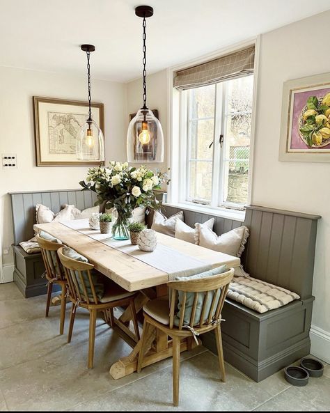 Dining Room Ideas With Bench Seating, Eat In Kitchen Bench Seating, Diy Corner Bench Kitchen Table Dining Nook, Nook Dining Ideas, Window Bench Seat Dining Room, Dining Room Nook Bench, Dining Table Nook Bench, Kitchen Dining Booth, Kitchen Bench Window