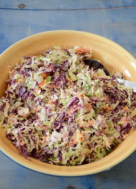 This Classic Cole Slaw reminds you of the slaw you get on the side with Fish and Chips or ribs. Not fancy but oh so good! via @The Wine Lover's Kitchen Homemade Coleslaw, Street Food Market, Winter Cooking, Side Dishes For Bbq, Recipe Cover, Cole Slaw, Slaw Recipes, Mediterranean Dishes, Food Group