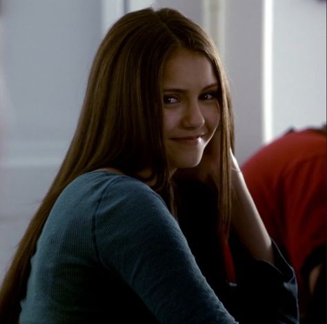 Elena Gilbert Style, Nina Dobrev Style, Katerina Petrova, Vampire Diaries Seasons, Katherine Pierce, Elena Gilbert, 1 Girl, The Vampire Diaries, Nina Dobrev