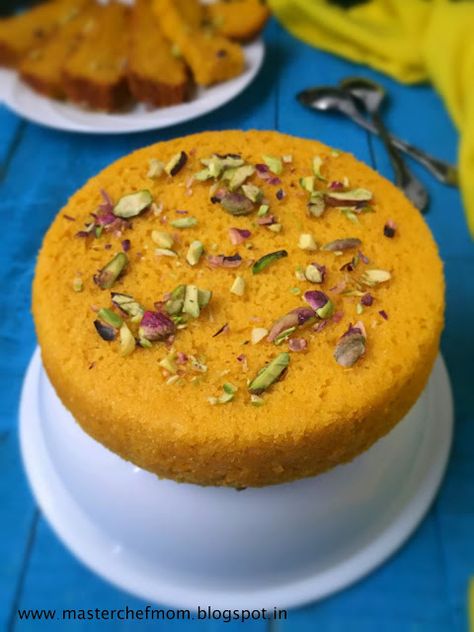 Mango Cakes, Canned Mango, Easy Indian Dessert Recipes, Cake Recipes Easy, Easy Indian Dessert, Cake At Home, Mango Dessert Recipes, Mango Pulp, Mango Dessert