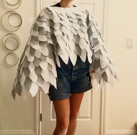 White Owl Hat, Easy Owl Costume, Diy White Owl Costume, Hedwig Owl Costume, Hedwig Costume Woman, Owl Halloween Costumes For Women, Owl Diy Costume, Homemade Owl Costume, Owl Costume Diy Women