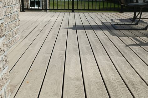 Trex Composite Deck in 'Rope Swing' - Toronto - de MPS Property Services Ltd | Houzz Composite Decking, Composition, Toronto