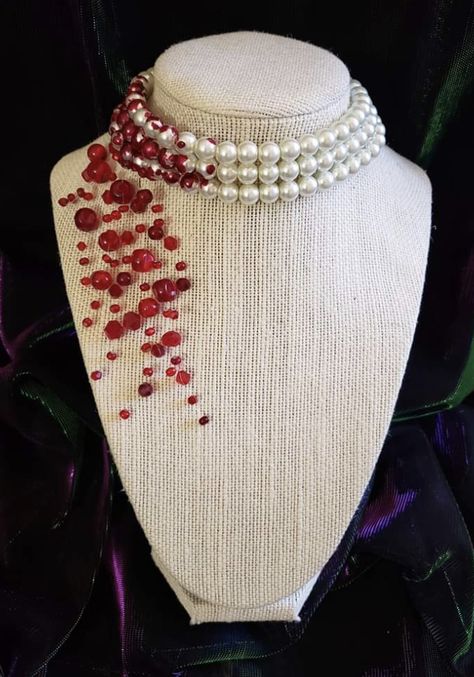 Bloodwork Jewelry, Blood Jewel Dress, Blood Jewelry Diy, Blood Accessories, Blood Jewelry, Vampire Accessories, Blood Necklace, A Necklace, Fantasy Fashion