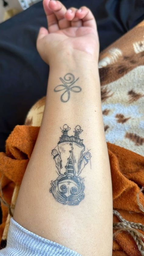 Coraline Tattoo Quotes, Coraline Dog Tattoo, Hotel Transylvania Tattoo Ideas, Coraline House Tattoo, Coraline Dragonfly Tattoo, Tattoo Ideas Coraline, Movie Themed Tattoos, Coraline Inspired Tattoos, Coraline Key Tattoo