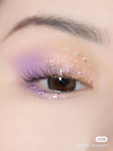 Lilac Eye Makeup, Lilac Eye, Lilac Eyeshadow, Prom Makeup Looks, Violet Eyes, Makeup Looks Tutorial, Eye Makeup Art, Editorial Makeup, Asian Makeup