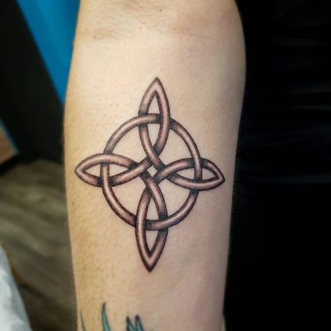 Witch Knot Tattoo | Tattoo Ideas and Inspiration Witches Knot Tattoo Beautiful, Witch’s Knot Tattoo, Witch Knot Tattoo, Witches Knot Tattoo, Viking Tattoos For Men, Witches Knot, Witchy Tattoos, Witch Knot, Tattoos 2023