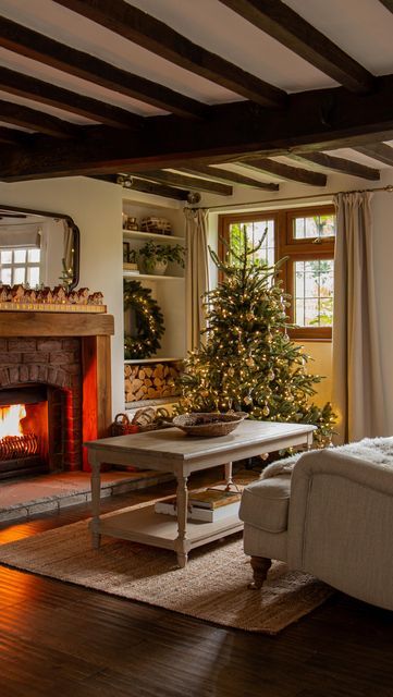 English Country Cottage Home on Instagram: "AD pov: it’s christmas time; the fire is crackling, there’s frost outside, the tree lights are twinkling and you’ve just sat down to enjoy a mince pie…🎄✨🥧  The @balsamhilluk Anniversary sale is still on so take advantage and shop up to 40% off. Plus use my code OLBC10 for an extra 10% off at checkout. More details on stories 😍  Christmas is coming 🎄  #BalsamHillUKPartner #BHUK18years #christmasiscoming #christmasdecor #christmascottage #cosychristmas #christmascountdown #christmastree #artificialtree #holidaydecor #christmastime #nostalgia" English Cottage Christmas, Country Cottage Homes, English Christmas, English Country Cottage, Mince Pie, Winter Cottage, Cottage Christmas, Cosy Christmas, Cottage Home