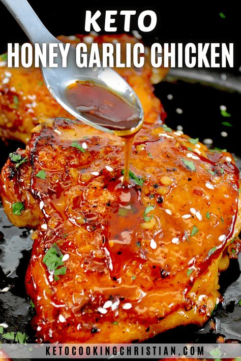 Keto Honey Garlic Chicken, Keto Honey, Keto Chicken Thighs, Garlic Chicken Thighs, Keto Chicken Thigh Recipes, Honey Garlic Chicken Thighs, Chicken Keto, Garlic Chicken Recipes, Honey Garlic Sauce