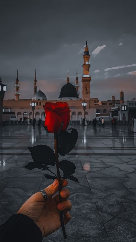 Madina Makkah Photography Wallpaper, Islamic Pictures Boy, Madina Sharif Beautiful Pic, La Mecca, Khwaja Ji Pic, Al Qur'an Photography, ملصق ديني, Easy Drawings For Beginners, Beautiful Scenery Photography