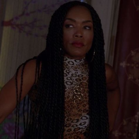 Marie Laveau Costume, American Horror Story Costumes, Ahs Apocalypse, American Horror Story Characters, Ahs Characters, Marie Laveau, Ahs Coven, American Horror Story Coven, Dark Fairytale