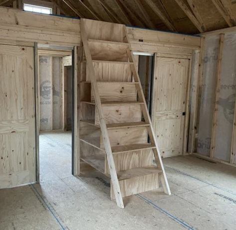 Lofted Barn Cabin, Shed With Loft, Cabin Loft, Barn Loft, Garage Guest House, Ladder Storage, Tiny House Stairs, Loft Stairs, Shed Home