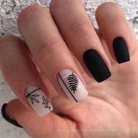 Black Acrylic Nail Designs, Cute Nail Colors, Black Acrylic Nails, Colorful Nail Designs, Short Acrylic Nails Designs, Neutral Nails, Luxury Nails, Chic Nails, Short Acrylic Nails