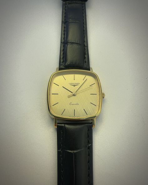 Most recent pics of our Longines Men’s Quartz Gold Plated Vintage 1980’s Dress Watch L977.2. 📸 After a watch to dress to impress? A watch with vintage charm but modern vibes? This watch takes you back 40 years to the 1980’s, but has a modern yet vintage look - a unique style for a keen collector. Featuring a gold-plated case and a new leather strap, this timepiece really is the real deal. Dm us for more info or find this watch in our link in bio 👆🏼 #longinesvintage #masterpiece #1980s 80s Men, Vintage Watches For Men, Modern Vibe, Dress Watch, 40 Years, Vintage Watches, Vintage Charms, Vintage Look, Vintage Looks