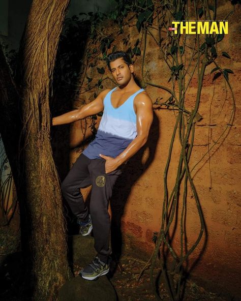 https://www.theman.in/fashion/laththi-actor-vishal-fashion-tips-for-men-its-all-about-looking-and-feeling-good.html Vishal Actor, Actor Vishal, Man Magazine, Male Magazine, In Fashion, The Man, Art Drawings, Actors, Magazine