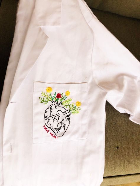 Embroidery On Lab Coat, Lab Coat Embroidery, Doctor Embroidery, Medical Profile, Doctor Coat, Pocket Stitching, Embroidery Tshirt, Medical Outfit, Name Embroidery