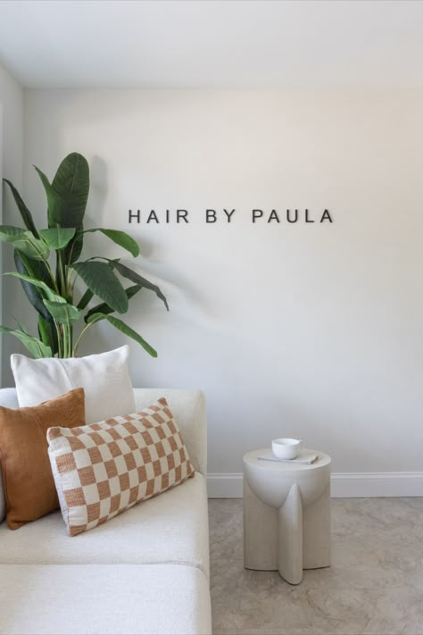 Beauty Salon Wall Art Modern, Boho Modern Hair Salon, Costal Hair Salon, Small Salon Aesthetic, Modern Farmhouse Hair Salon, Small Beauty Salon Interior Design Ideas, Neutral Hair Salon, Earthy Salon Decor, Small Hair Salon Interior Design