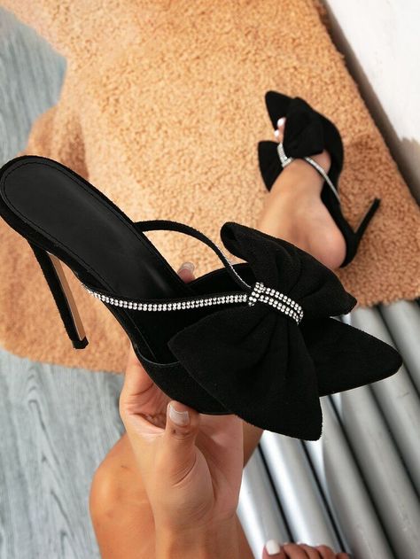 Suedette Rhinestone & Bow Decor Mule Sandals | SHEIN Cute Heels Classy, Stylish Shoes Heels, High Hill Shoes, Elegant Shoes Heels, Summer Sandals Heels, Mules Women, Fashion Shoes Heels, Pretty Shoes Sneakers, Shoes Heels Classy