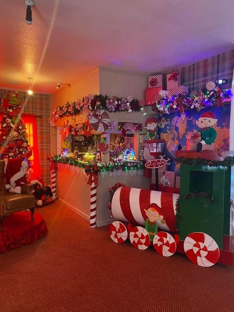 Santa’s Elves Workshop, Santa’s Workshop Hallway Decorations, Santa Workshop Decorations, Northpole Christmas Decorations, Santa’s Workshop Theme, Santa Workshop Decorations Diy, Santa Workshop Theme Decorations, North Pole Decorations, Santa's Workshop Decorations