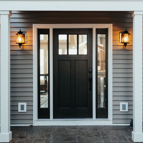 Exterior Doors & Entry Doors | Therma-Tru Doors Modern Door Designs, Exterior Fiberglass Doors, Craftsman Exterior Door, Black Exterior Doors, Black Front Door, Front Door Inspiration, Exterior Entry Doors, Therma Tru, Craftsman Door