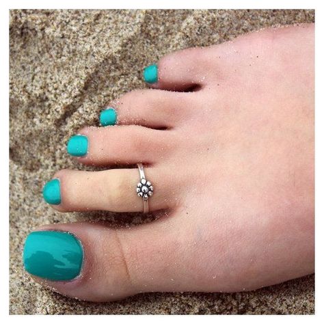 We have 50% discounts and free shipping on women's jewelry for the day of March 8 Leg Finger Ring, Silver Anklets Designs, Toe Ring Designs, Gold Toe Rings, Sterling Silver Toe Rings, Anklet Designs, Gold Mangalsutra Designs, Flower Nail Designs, Silver Toe Rings