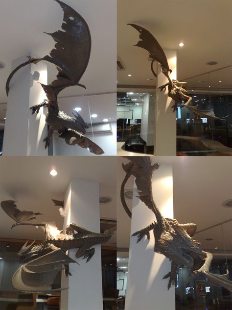 That is something I want in MY house! Dragon Medieval, Cool Dragons, Dragon Decor, Dragon Sculpture, Toy Art, A Dragon, How Train Your Dragon, Dragon Art, Fantasy Creatures