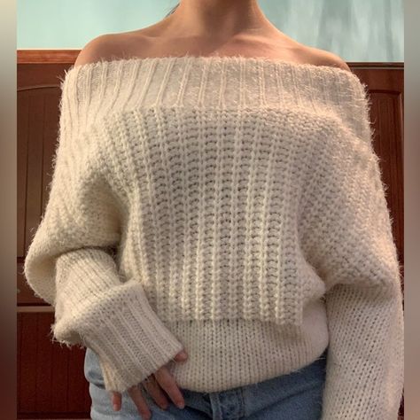 White/Cream off the shoulder sweater Best Ugly Christmas Sweaters, Ugly Christmas Sweater Ideas, Christmas Sweater Ideas, Sweater Ideas, Ugly Christmas Sweaters, Off The Shoulder Sweater, Autumn Fits, Fall Fits, 가을 패션