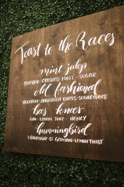 Kentucky Derby Fundraiser, Kentucky Derby Wedding Theme, Kentucky Derby Birthday, Derby Dinner, Bourbon Party, Derby Food, Kentucky Derby Party Ideas Decoration, Derby Gala, Kentucky Derby Party Games