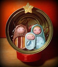 Small can, pop tops                                                                                                                                                                                 Más Pop Top Crafts, Pop Tab Crafts, Nativity Ornaments, Nativity Crafts, Christmas Nativity, Christmas Crafts For Kids, Nativity Scene, Nativity Set, Tin Can