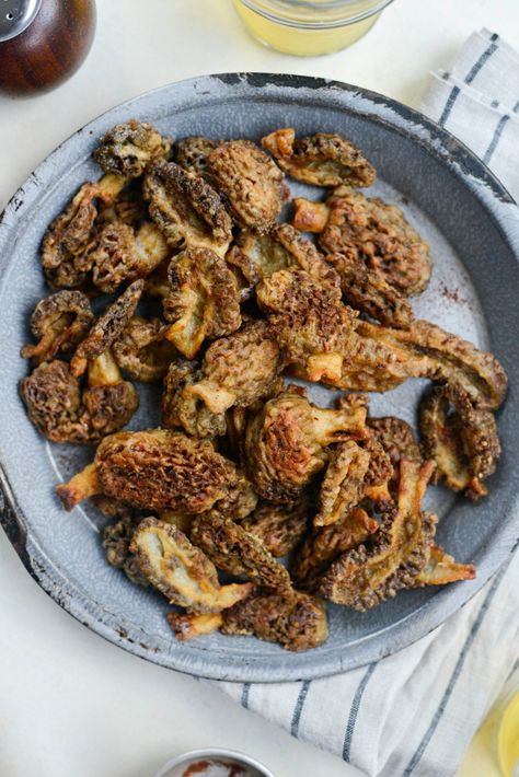 Pan Fried Morel Mushrooms - Simply Scratch Morel Recipes, Morel Mushroom Recipes, Fried Chicken Skin, Morel Mushrooms, Morel Mushroom, Salad Pasta, Tasty Foods, Cheesy Potatoes, Healthy Eating Tips